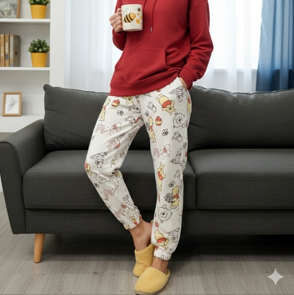 Disney Pants - Disney Winnie the Pooh White and Red Lounge Pants